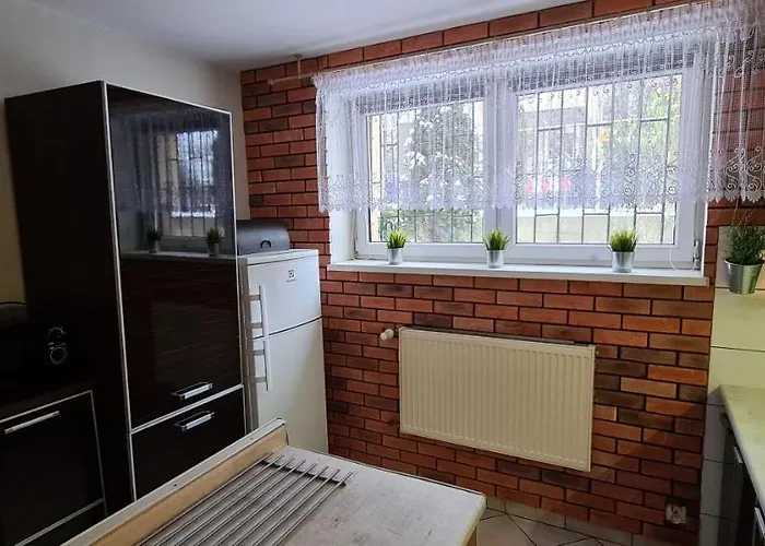 Apartment Quiet Basement *