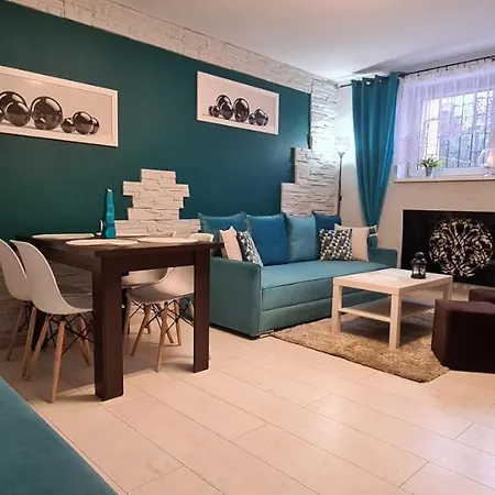 Quiet Basement Appartement